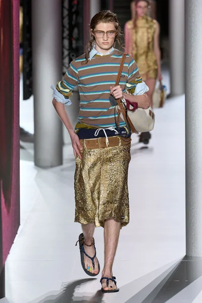 Look 45